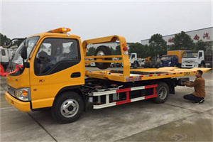 玉泉区哪里有拖车服务