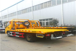 玉泉区附近拖车救援搭电